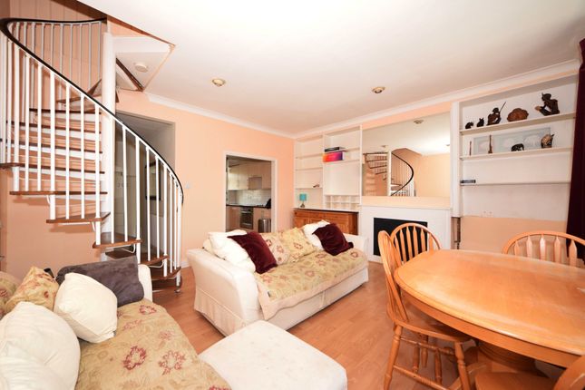 Thumbnail Maisonette to rent in Claxton Grove, London