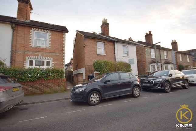Thumbnail Semi-detached house to rent in Markenfield Road, Guildford