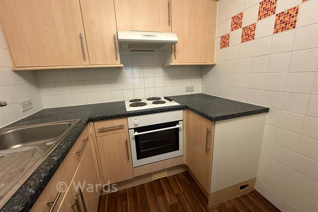 1-bed flat on Homebirch House, Hunting Gate, Birchington, £80,000