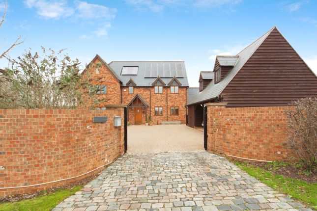 Thumbnail Detached house for sale in Southam Road, Kineton, Warwick