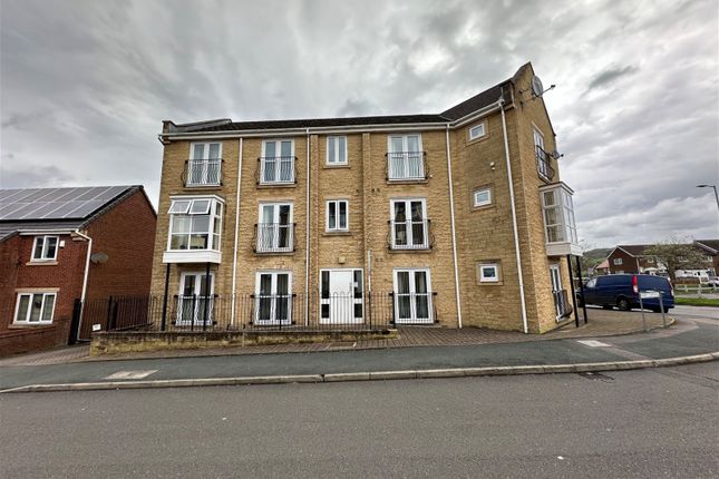 Thumbnail Flat for sale in Ashby Gardens, Hyde