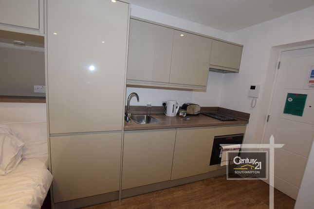 Thumbnail Studio to rent in |Ref: R205934|, Canute Road, Southampton