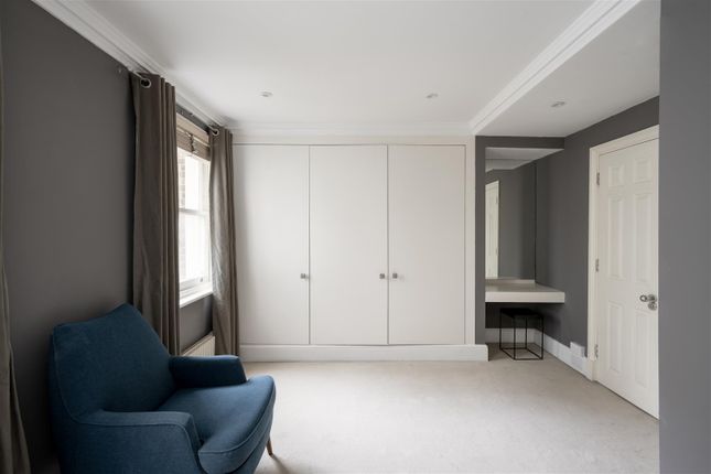 Town house for sale in Rutland Gate, London
