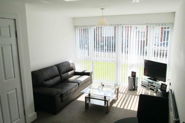 7 Ashley Court, Hall Street, Manchester photo 2