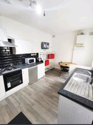Room to rent in Holberry Close, Sheffield, South Yorkshire