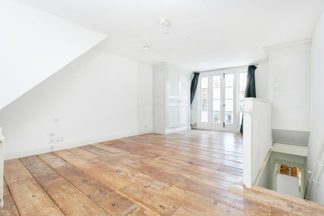Terraced house for sale in Liverpool Road, London