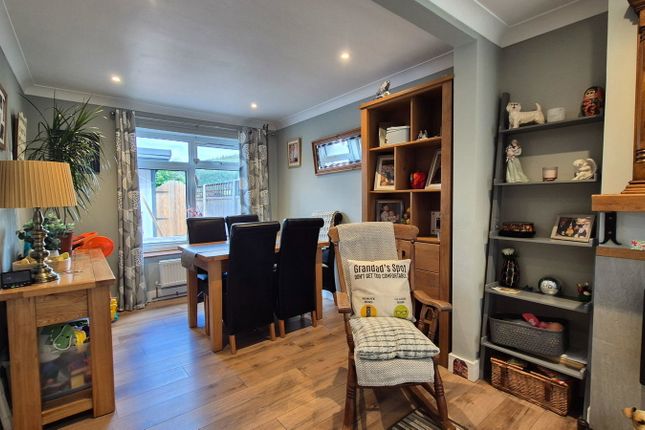 35, Ffrydd Terrace, Knighton photo 4