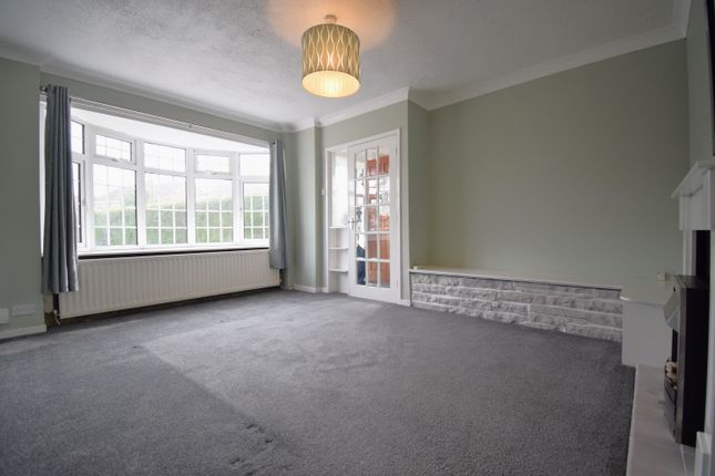 Semi-detached house to rent in Castle Close, Tamworth