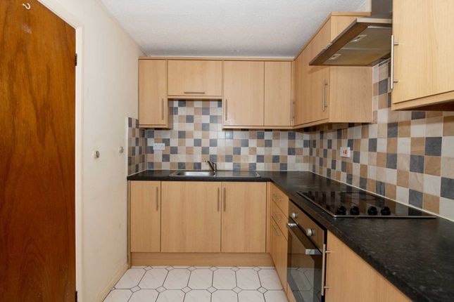 Nevile Court, Salford photo 3