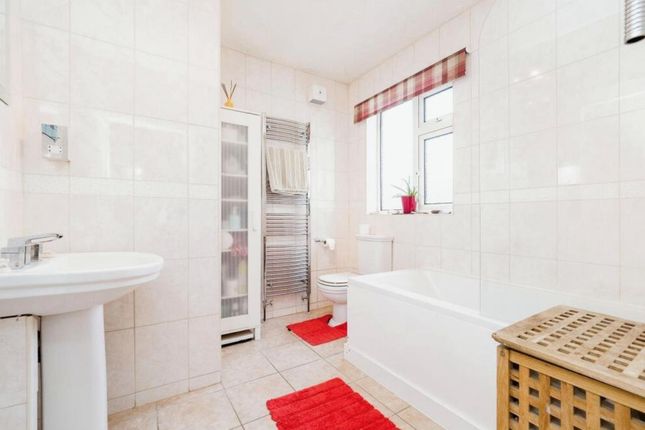Detached house for sale in Hornchurch, London