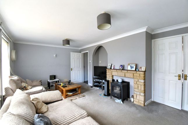 5, Emerton Way, Bedford photo 4