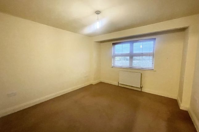 1c, Brook Road, Epping photo 5