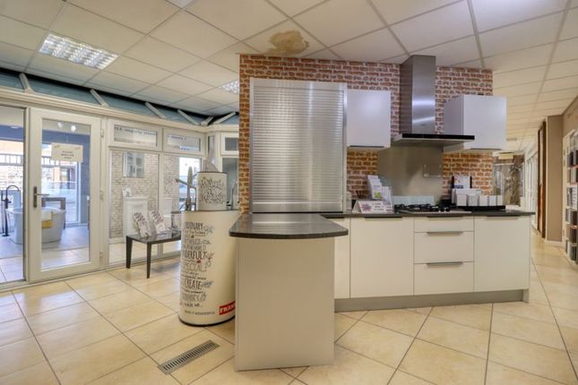 Commercial Unit