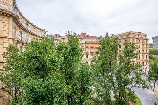 Thumbnail Apartment for sale in Calle Prim 10, San Sebastián, 20006