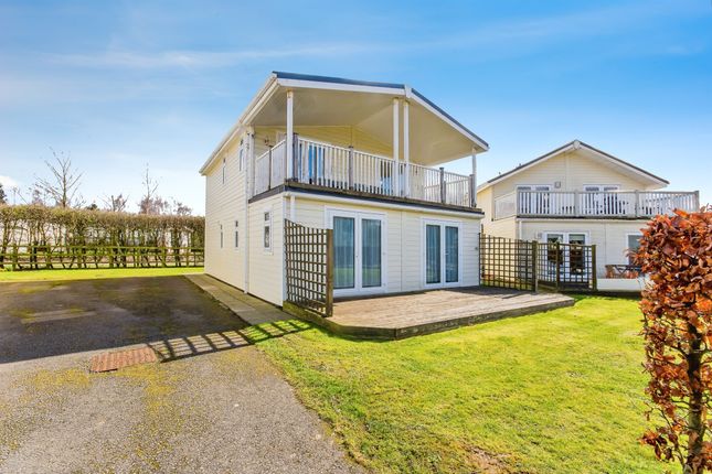 3-bed caravan on 34, Carnoustie Court, Kirkgate, WISBECH, £150,000