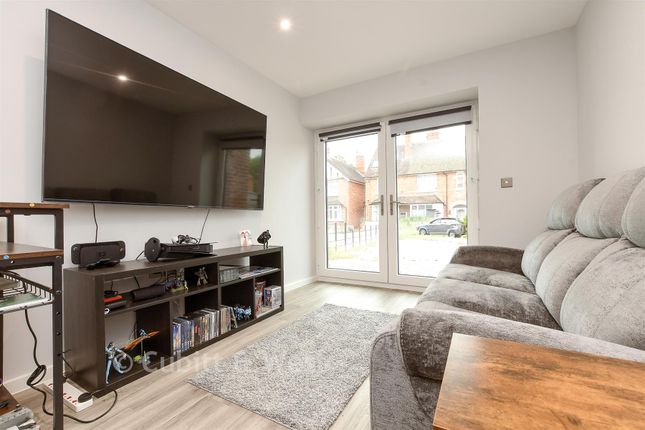 51, St. John's Road, Redhill photo 4