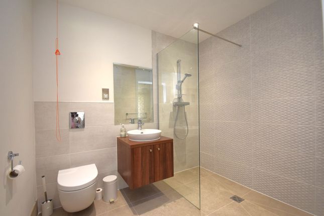 24 Eaves Court The Retreat, Princes Risborough photo 3