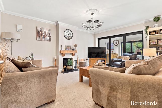 Chignal Road, Essex photo 3