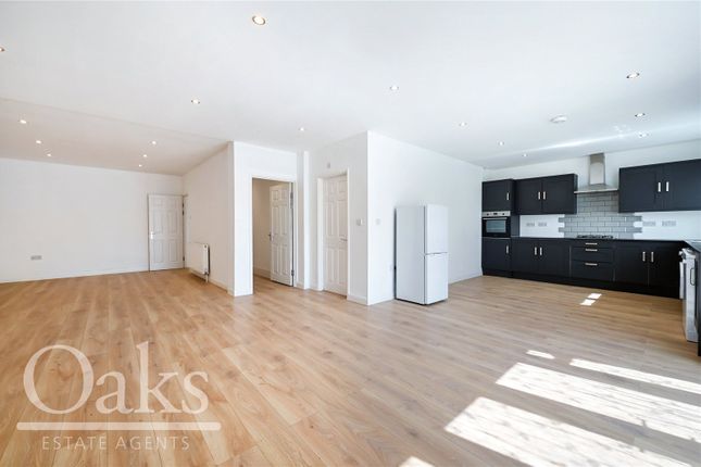 Kitchen / Reception