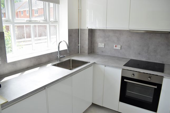 29, Trader Road, London photo 3