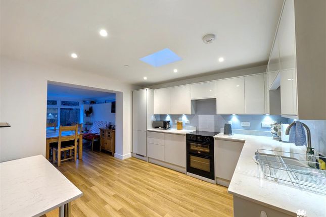 9, Llys Y Felin, Kidwelly photo 4