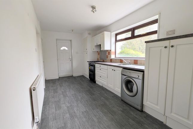 45, Mountain Crescent, Dewsbury photo 3