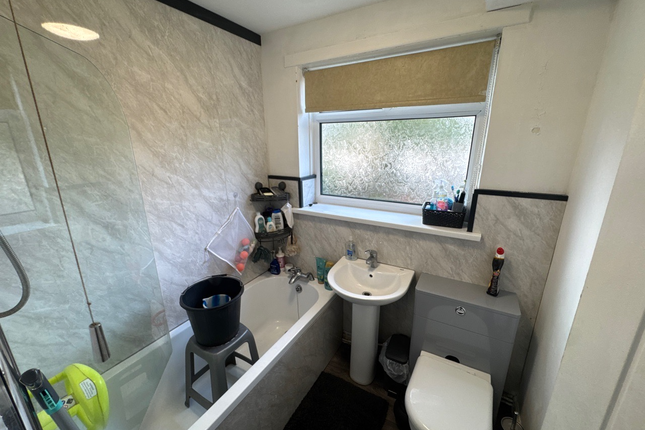 26, Pasture Walk, Bradford photo 5