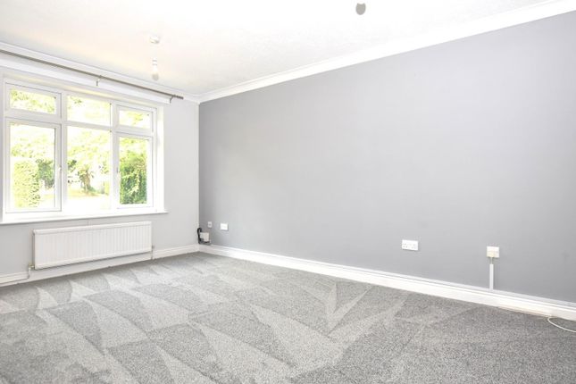 52, Victoria Street, Chesterfield photo 3