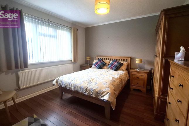 Dan-y-Bryn Bungalow, 8 Cwmtorlais Road, Newport photo 4