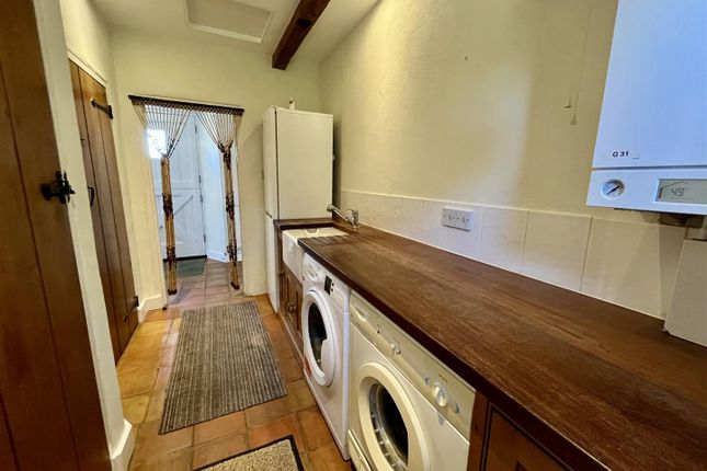The Gables, Hall Lane, Tharston photo 3