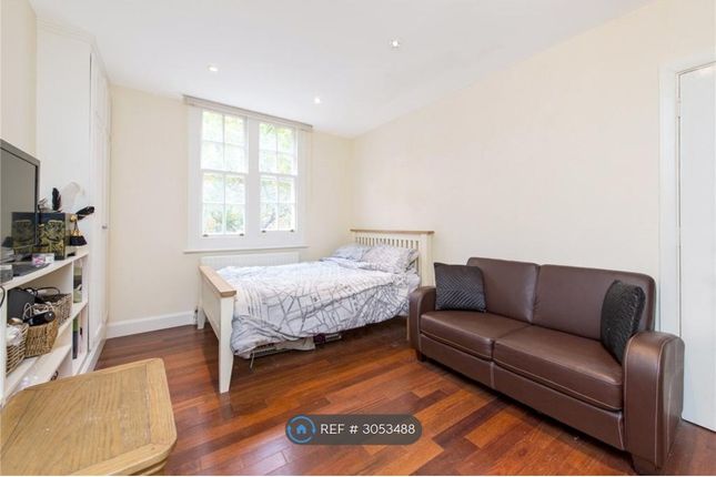 Flat, Probyn House Page Street, London photo 2