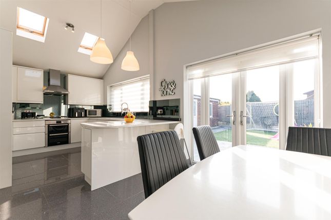 5, Millbrook Avenue, Manchester photo 3
