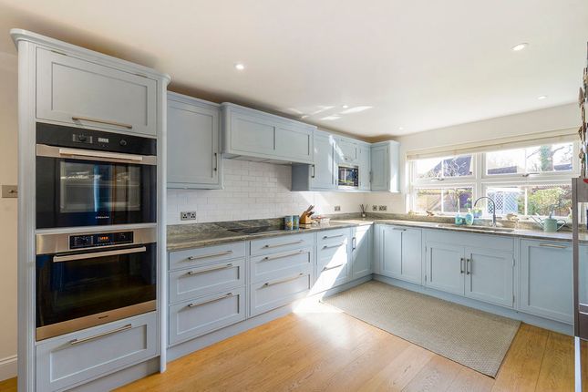 41, The Haydens, Tonbridge photo 4