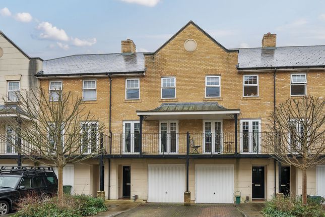 Town house for sale in Hawksmoor Grove, Bromley