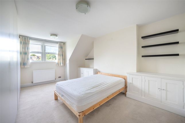 Upper Maisonnette, 71, Shirland Road, London photo 2