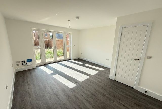 4, Pratt Road, Downham Market photo 2