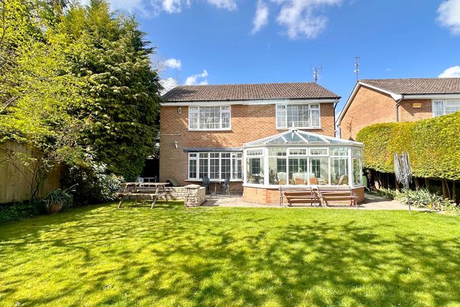 10 Alderley Close, Stockport photo 4