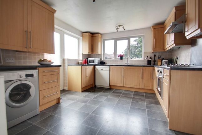 Find 3 Bedroom Houses To Rent In Ls6 Zoopla