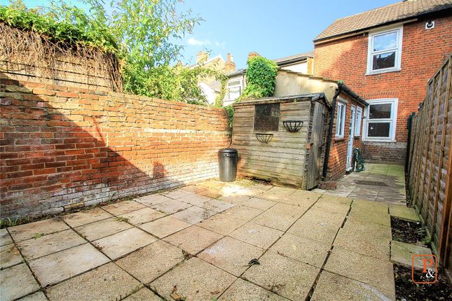Terraced house to rent in Maldon Road, Colchester, Essex