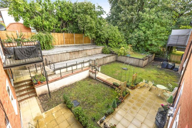 Flat 9 Chilworth House, Rectory Avenue, Hp13 6Hn-7