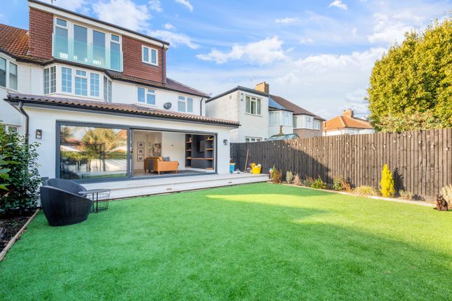 48, Cypress Avenue, Twickenham photo 4
