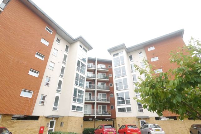 157, Clarkson Court, Hatfield photo 2