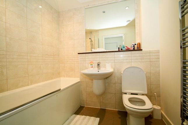 13 Maha Building, Merchant Street, London photo 5