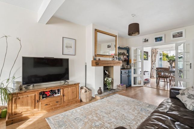 1 Sunset View, Robert Road, Slough photo 4