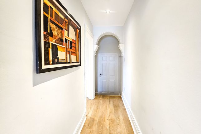 Flat 2 4 West Cliffe Grove, 4 West Cliffe Grove, Harrogate photo 3