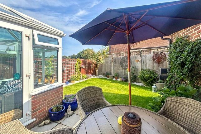 4, Canary Quay, Eastbourne photo 2