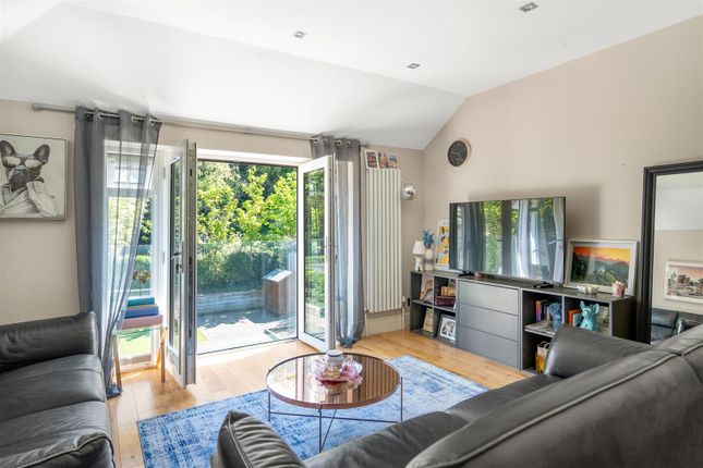Flat 8, 28, Grasmere Road, Purley photo 2