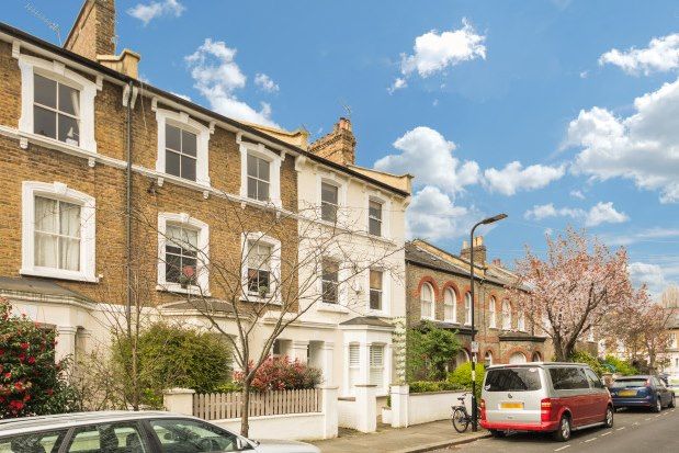Thumbnail Flat to rent in Cleveland Road, Chiswick