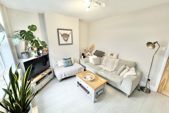 53, Park Road, Leicester photo 3