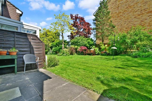 Terraced house for sale in Peregrine Gardens, Shirley, Croydon, Surrey